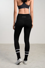 Kyro Leggings - KYDRA #color_Black